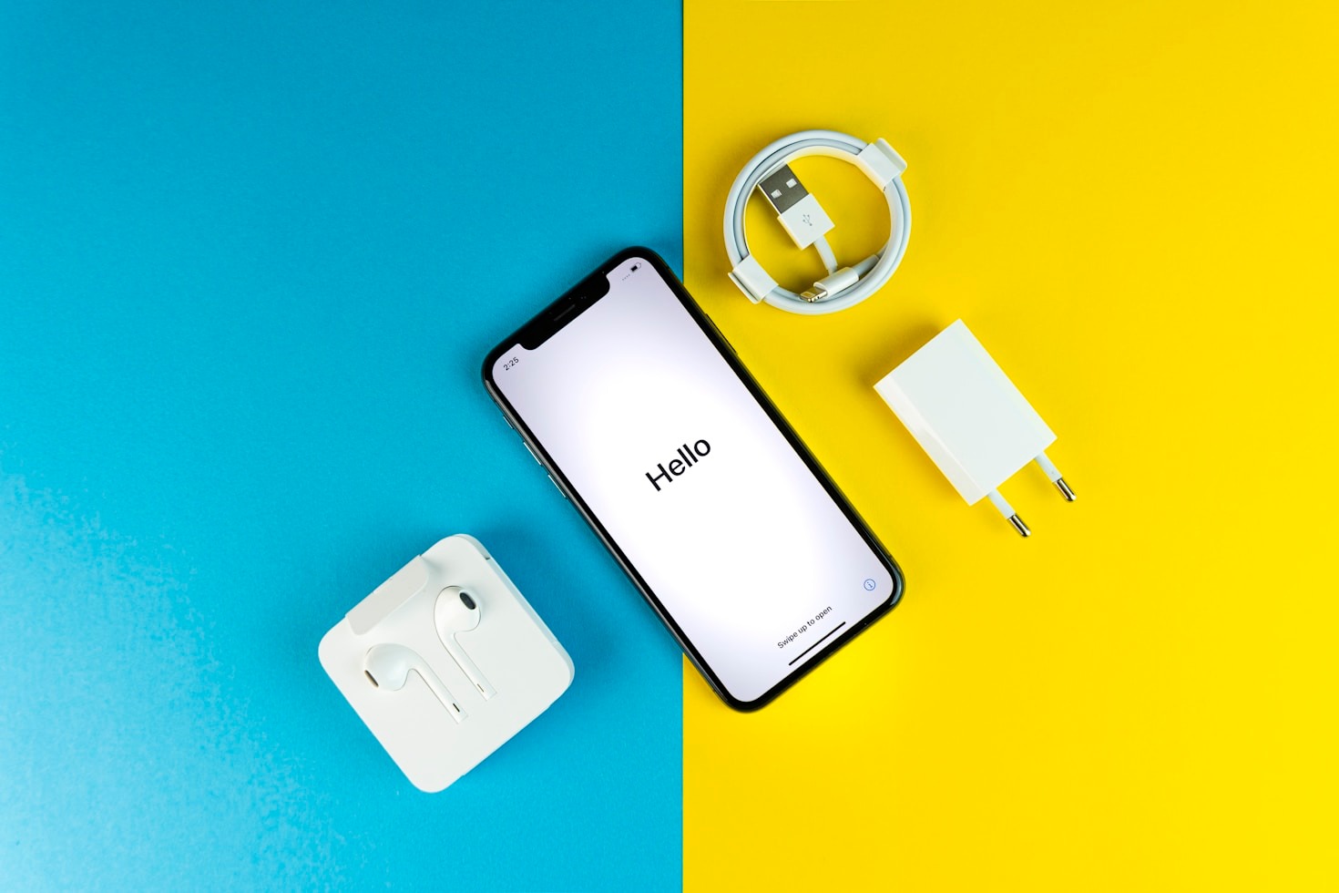 5 Must-Have Accessories for Your Smartphone